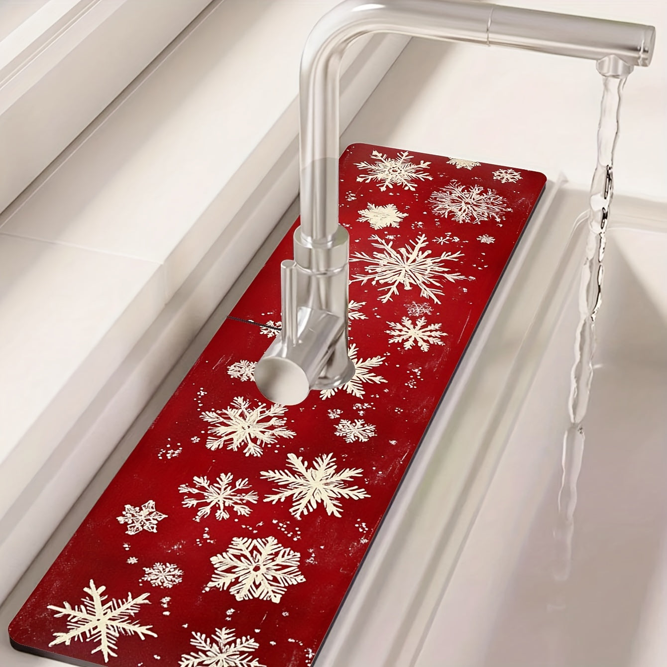 [1PC Christmas Snowflake Mat] Christmas Snowflake Red Dish Drying Mat - 1PC Moisture-Wicking Polyester Kitchen Faucet Pad, Durable and Absorbent Sink Surround Cover for Holiday Decor, Ideal for Home and Gift Use