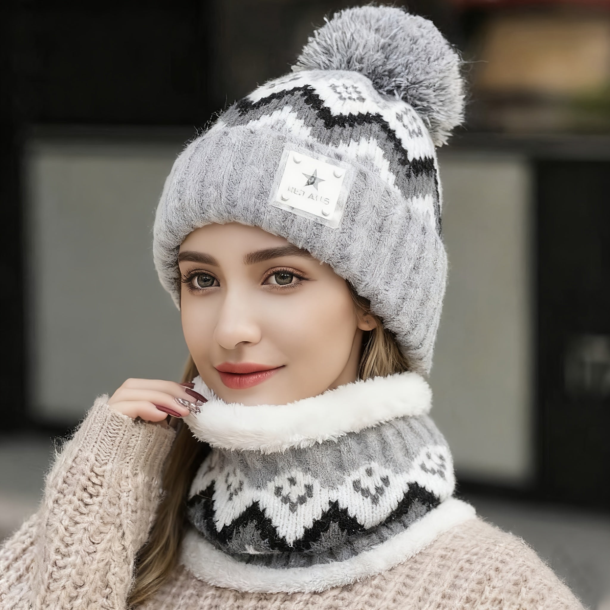 2pcs Winter Women'S Winter Hat and Scarf Set - Star Decoration Pink and White Striped Hat Soft Fleece Beige/Pink/White/Grey/Black, Elastic Stretch Fit, Comfortable Fleece Lining, Suitable for Skiing, Cycling, Daily Cold Weath