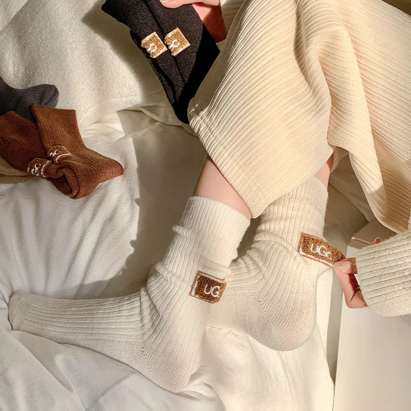 1-10Pairs Winter Thick Warm Padded Socks Solid Color Mid Calf Socks Women’s Casual Embroidered Logo Pile Socks Cold Weather Wear